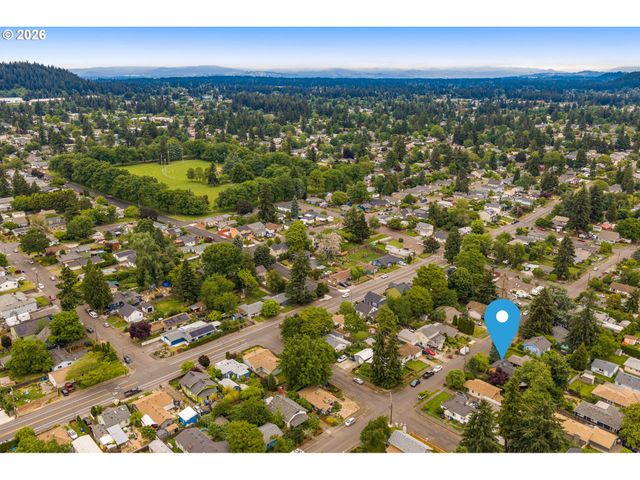 9920 Se ELLIS St, Portland, OR 97266