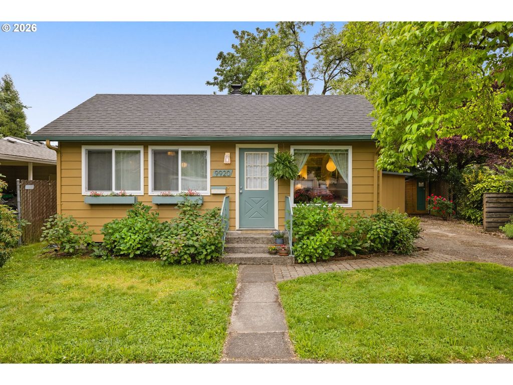 9920 Se ELLIS St, Portland, OR 97266
