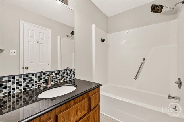 6501 Habersham Street 14, Savannah, GA 31405