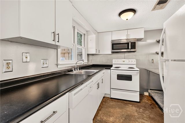 6501 Habersham Street 14, Savannah, GA 31405