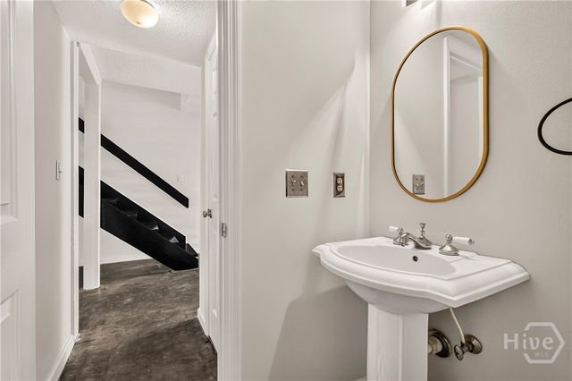 6501 Habersham Street 14, Savannah, GA 31405