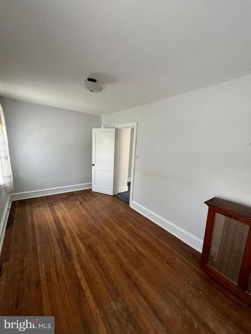 864 MARTIN AVE, Bryn Mawr, PA 19010