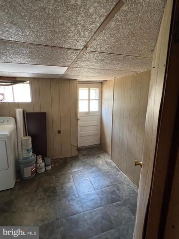 864 MARTIN AVE, Bryn Mawr, PA 19010
