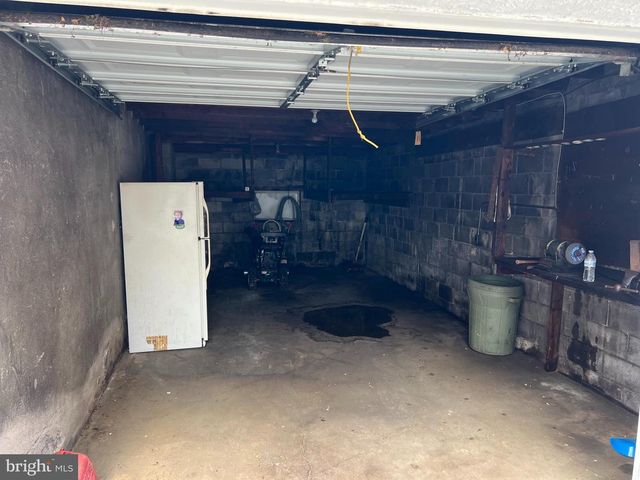 864 MARTIN AVE, Bryn Mawr, PA 19010