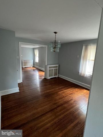 864 MARTIN AVE, Bryn Mawr, PA 19010