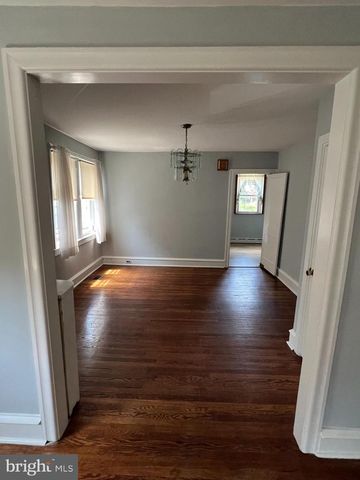 864 MARTIN AVE, Bryn Mawr, PA 19010