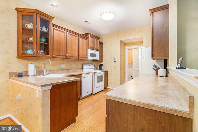 70 LEGACY OAKS DR, Richboro, PA 18954