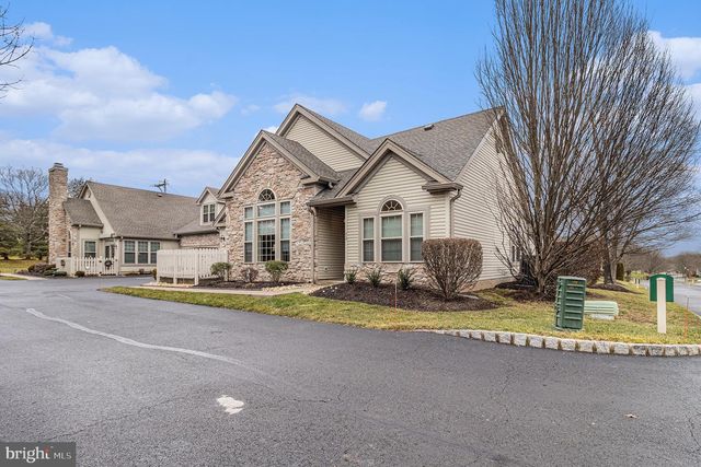 70 LEGACY OAKS DR, Richboro, PA 18954