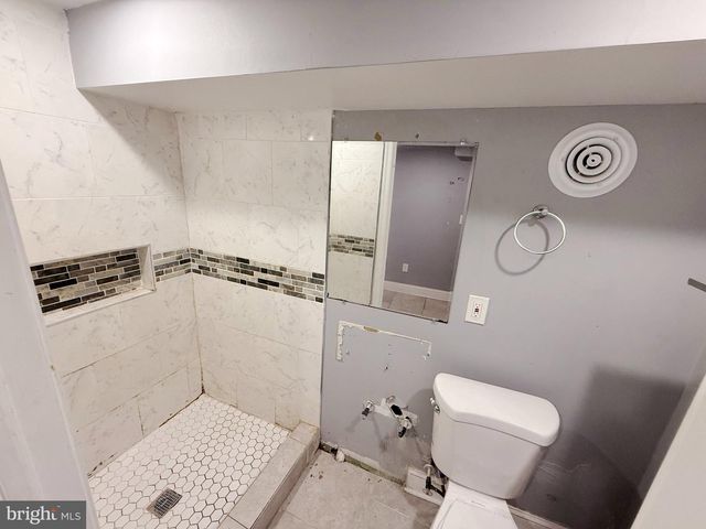 1111 N LAKEWOOD AVE, Baltimore, MD 21213
