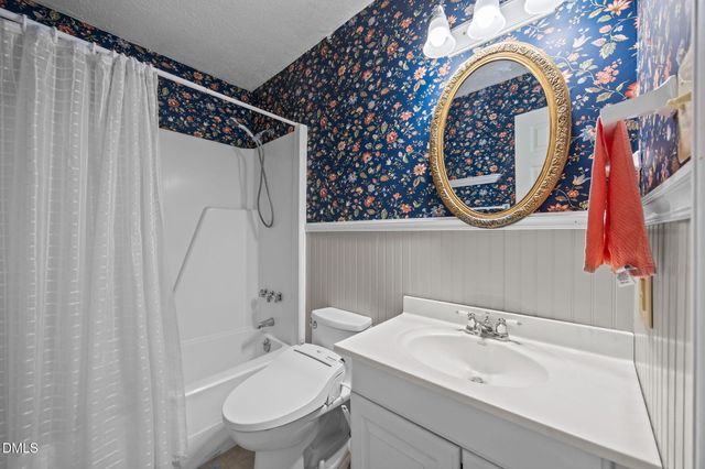 5509 Yanceyville Road, Browns Summit, NC 27214