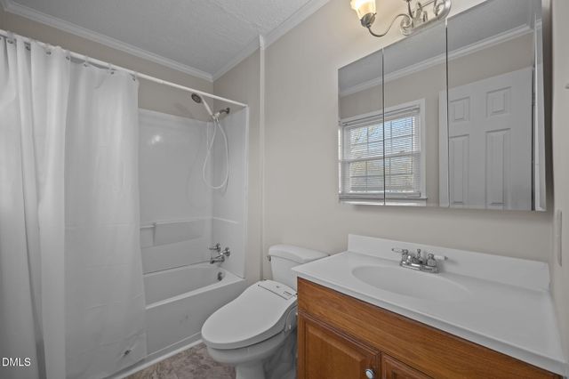 5509 Yanceyville Road, Browns Summit, NC 27214