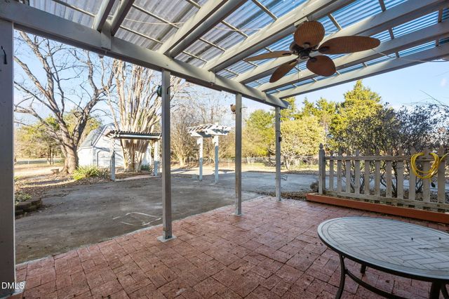 5509 Yanceyville Road, Browns Summit, NC 27214