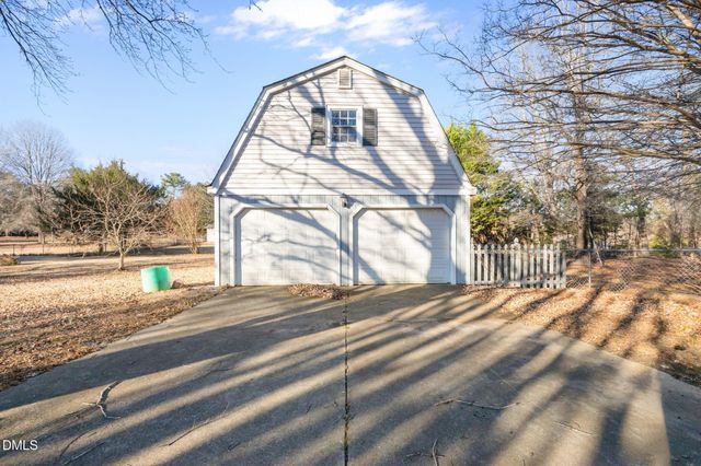 5509 Yanceyville Road, Browns Summit, NC 27214