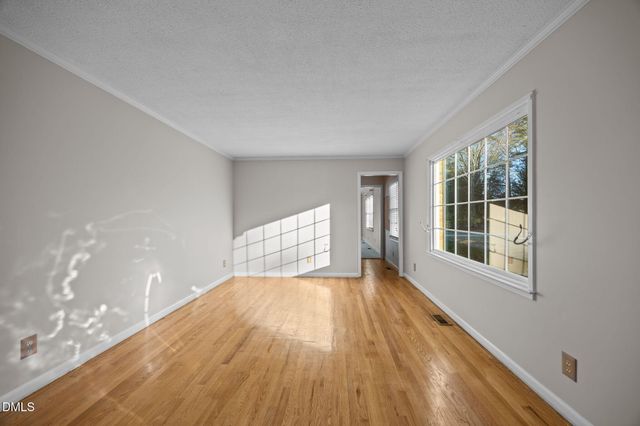 5509 Yanceyville Road, Browns Summit, NC 27214