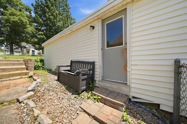 58 Cottage Avenue, Manchester, NH 03103