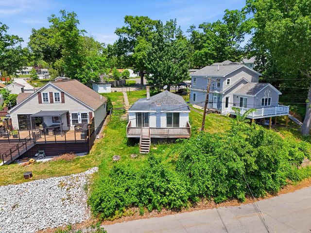 58 Cottage Avenue, Manchester, NH 03103