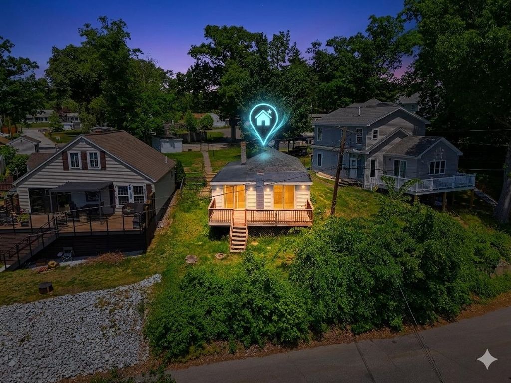 58 Cottage Avenue, Manchester, NH 03103