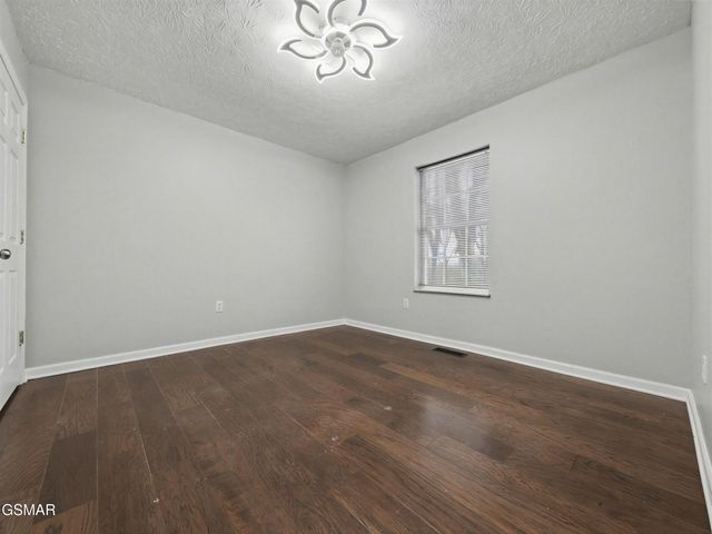 1916 Big Chiefs Skyview Drive, Sevierville, TN 37876