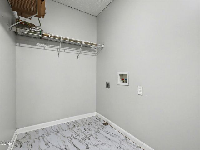 1916 Big Chiefs Skyview Drive, Sevierville, TN 37876