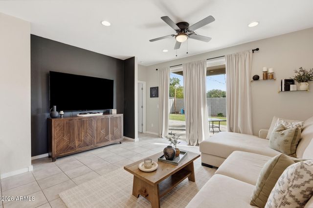 4393 W SAMANTHA Way, Laveen, AZ 85339