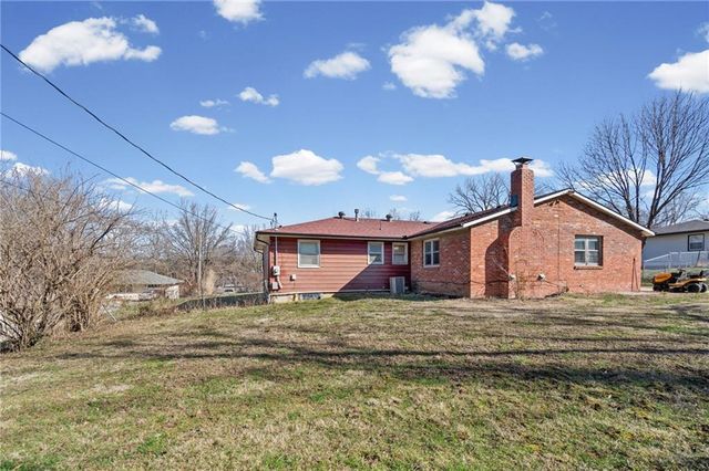 7321 Sloan Avenue, Kansas City, KS 66109