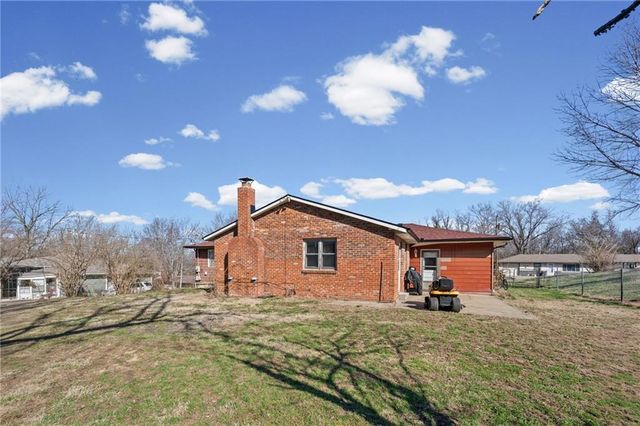 7321 Sloan Avenue, Kansas City, KS 66109