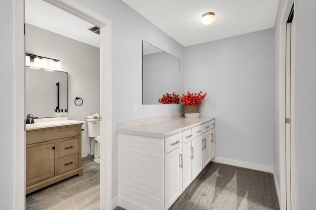 7607 Harold Avenue, Golden Valley, MN 55427