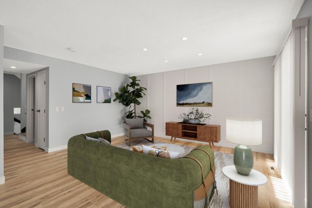 7607 Harold Avenue, Golden Valley, MN 55427