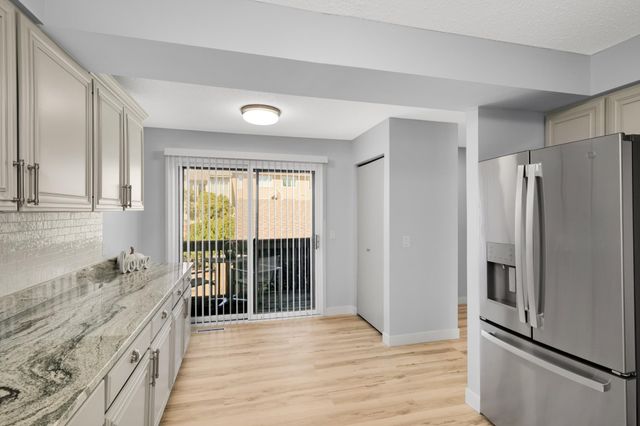 7607 Harold Avenue, Golden Valley, MN 55427