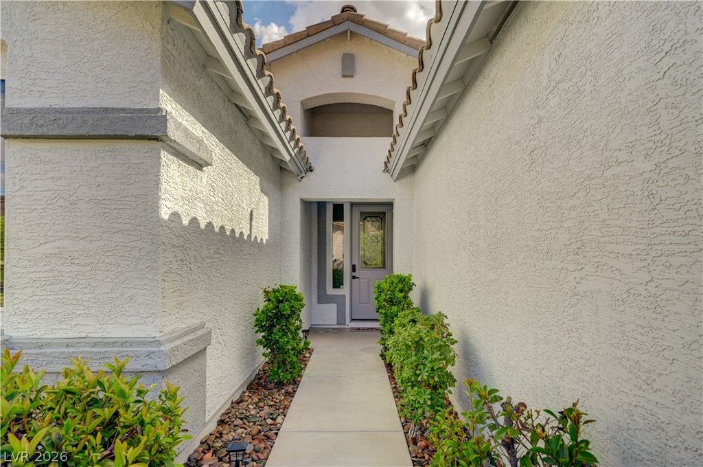 64 Blaven Drive, Henderson, NV 89002 — photo 2