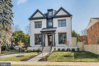 907 N HIGHLAND ST, Arlington, VA 22201