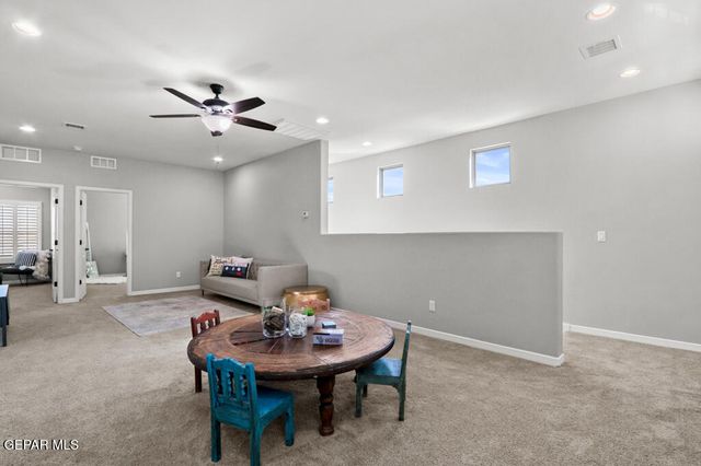 601 Bluegruff Street, Horizon City, TX 79928