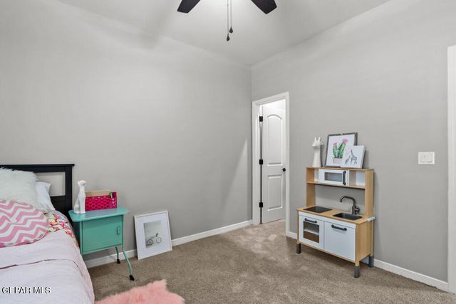 601 Bluegruff Street, Horizon City, TX 79928