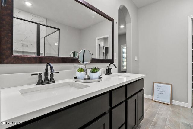 601 Bluegruff Street, Horizon City, TX 79928