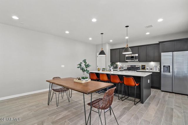 601 Bluegruff Street, Horizon City, TX 79928