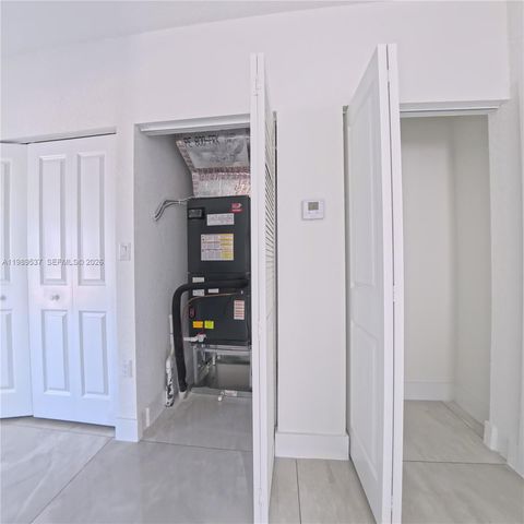 1374 NW 1st St, Florida City, FL 33034