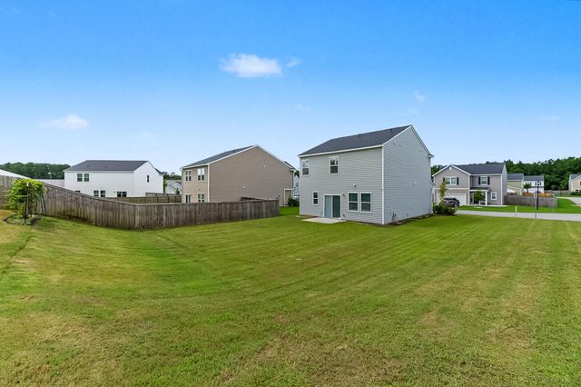 725 Mcroy Street, Moncks Corner, SC 29461