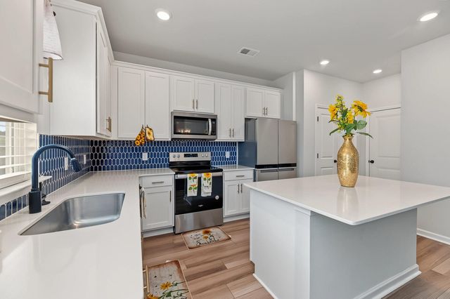 725 Mcroy Street, Moncks Corner, SC 29461