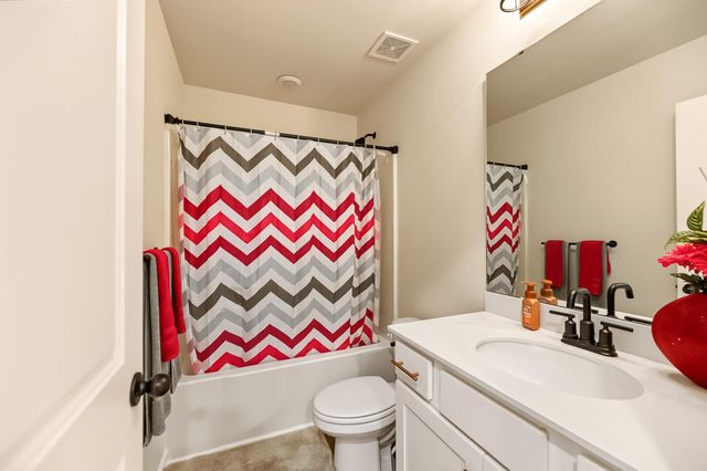 725 Mcroy Street, Moncks Corner, SC 29461