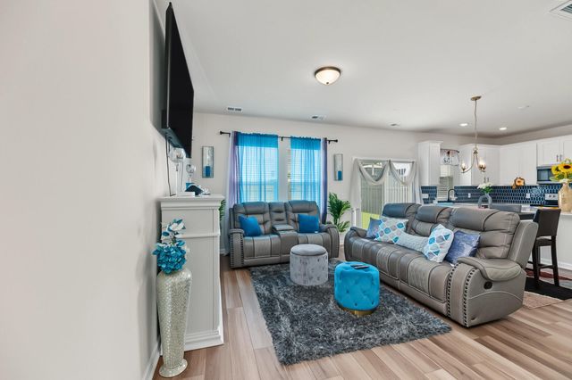 725 Mcroy Street, Moncks Corner, SC 29461