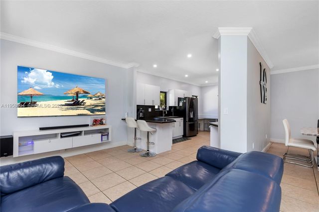 20140 SW 132nd Ave, Miami, FL 33177