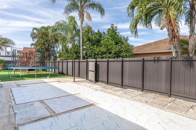 20140 SW 132nd Ave, Miami, FL 33177