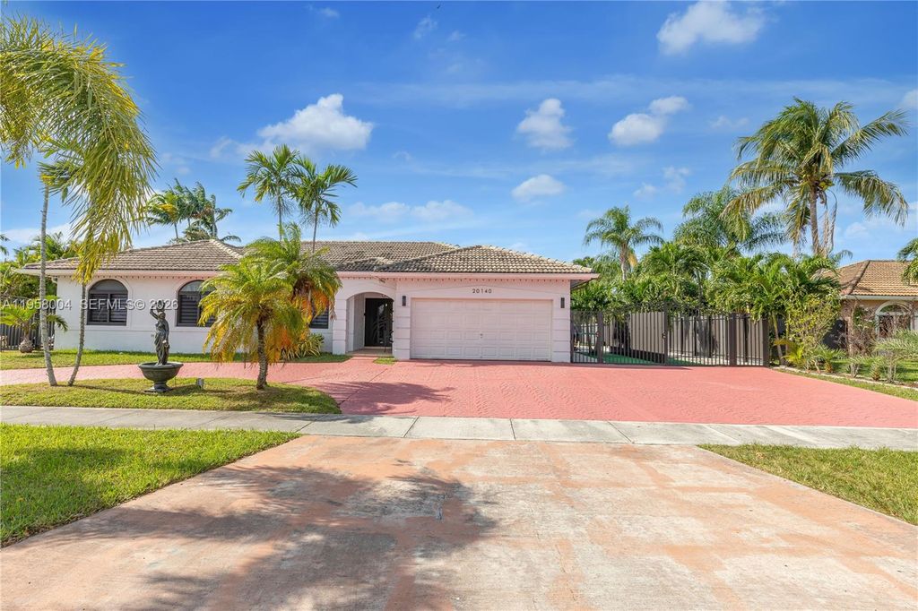 20140 SW 132nd Ave, Miami, FL 33177