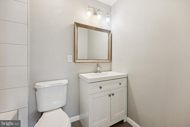 6 BEECHFERN LN, Willingboro, NJ 08046