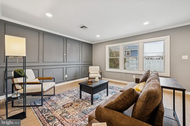 6 BEECHFERN LN, Willingboro, NJ 08046