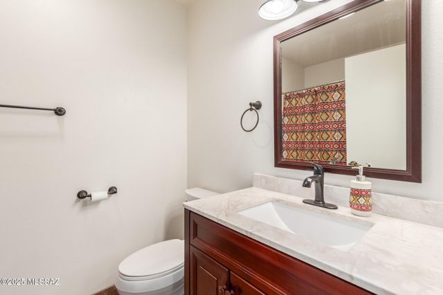 1126 S Alpine Circle, Green Valley, AZ 85614