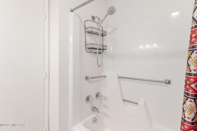 1126 S Alpine Circle, Green Valley, AZ 85614