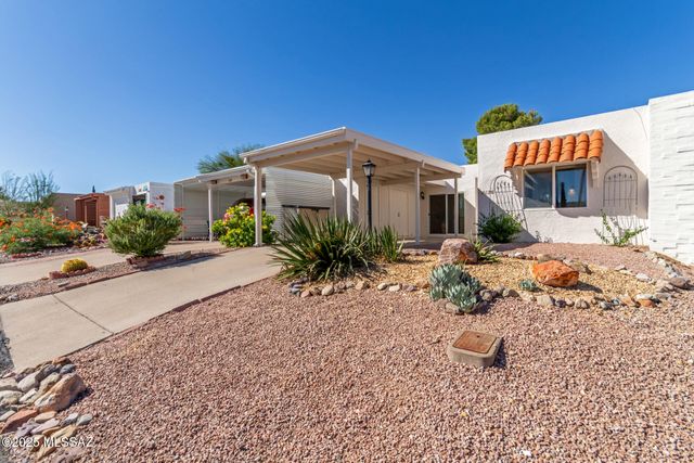 1126 S Alpine Circle, Green Valley, AZ 85614