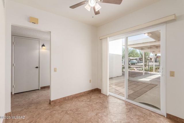 1126 S Alpine Circle, Green Valley, AZ 85614