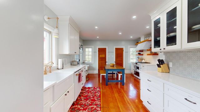 2315 Saranac Avenue, Lake Placid, NY 12946